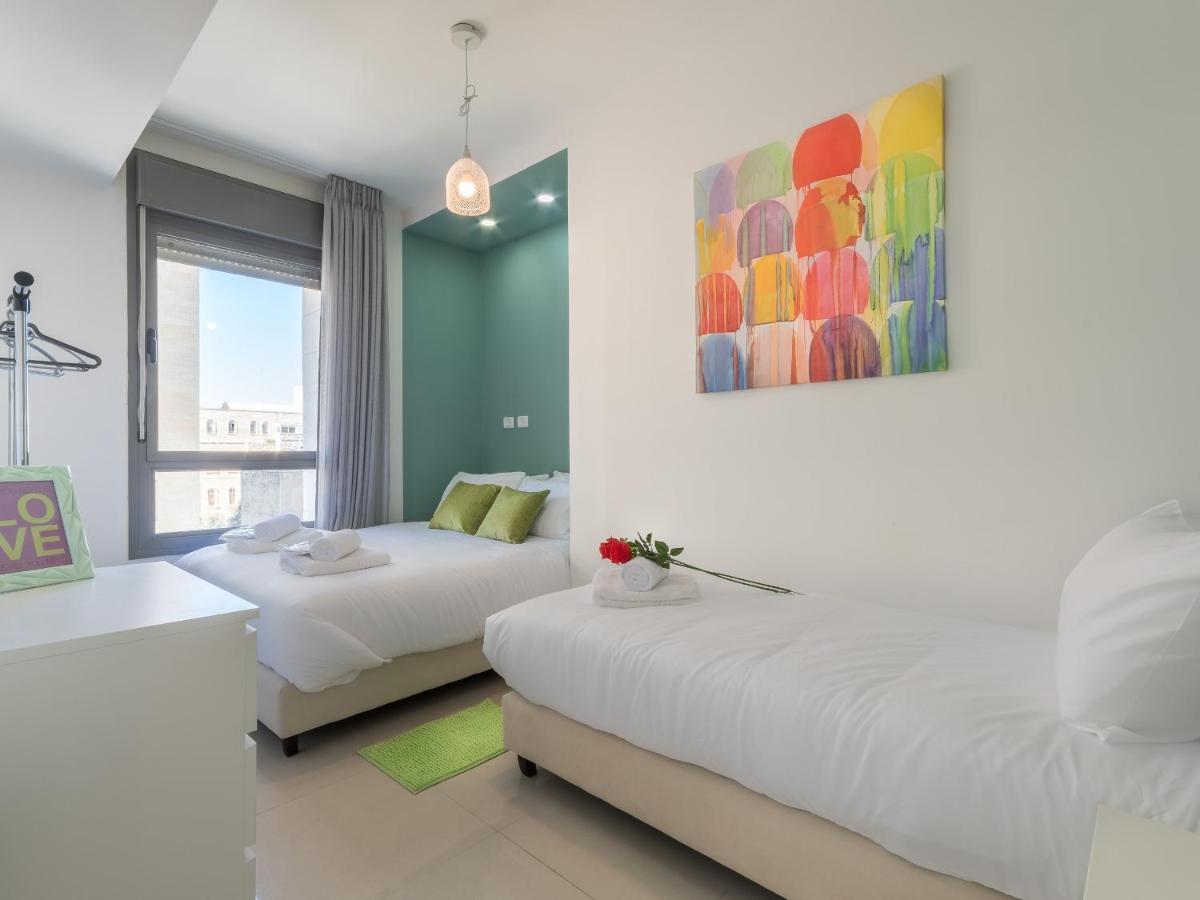 Full Option 7 People Apartment *